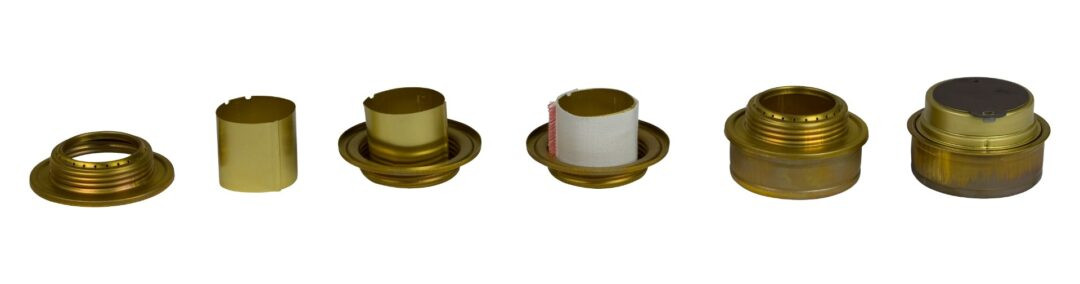 Set De Cuisine Trangia Série 27 - 2 Casseroles 1L + 1 Poêle 18cm + Bouilloire - Brûleur à Alcool - Poids 860g