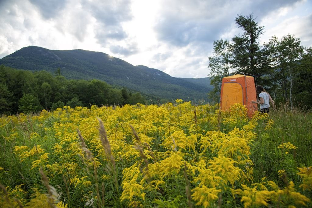 Tente de douche portative pour le bivouac et camping Nemo Heliopolis