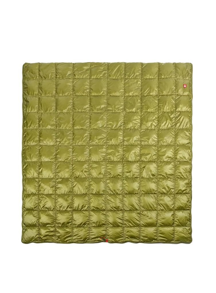 Pajak Quest Blanket Light