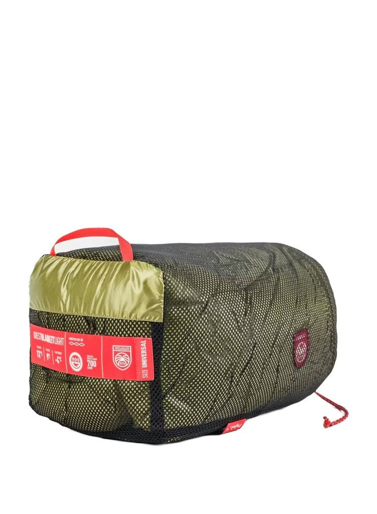 Pajak Quest Blanket Light