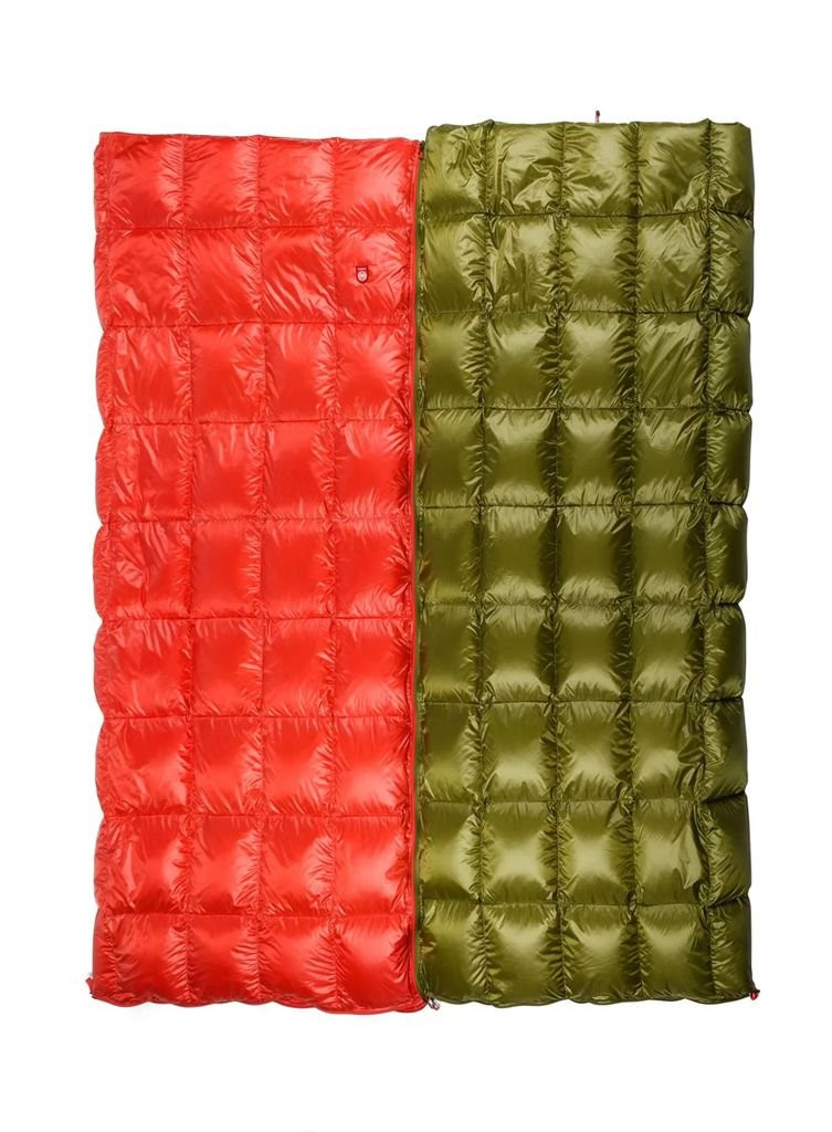 Pajak Quest Blanket Light