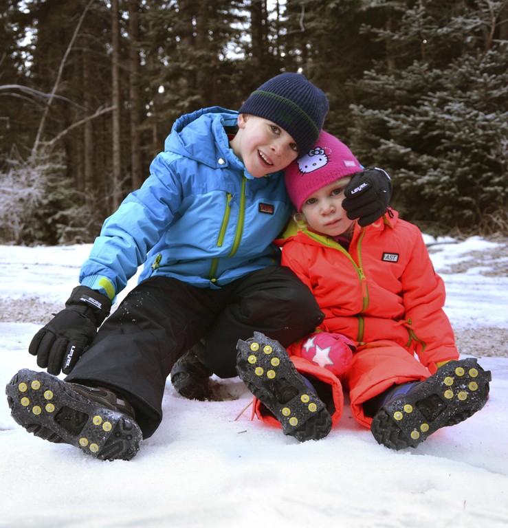 Ahlsen Crampons Neige et Glace, Crampon à Neige Antidérapant en