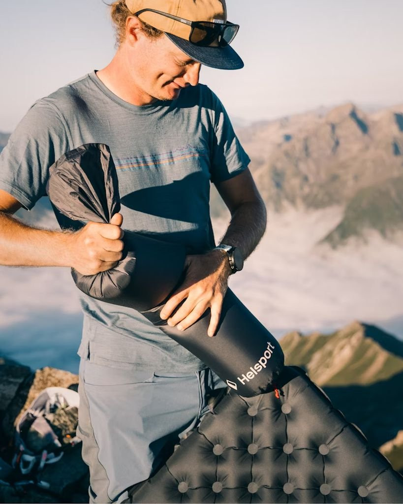 Matelas gonflable isolé Helsport Blizzard R5+ Sleeping Mat