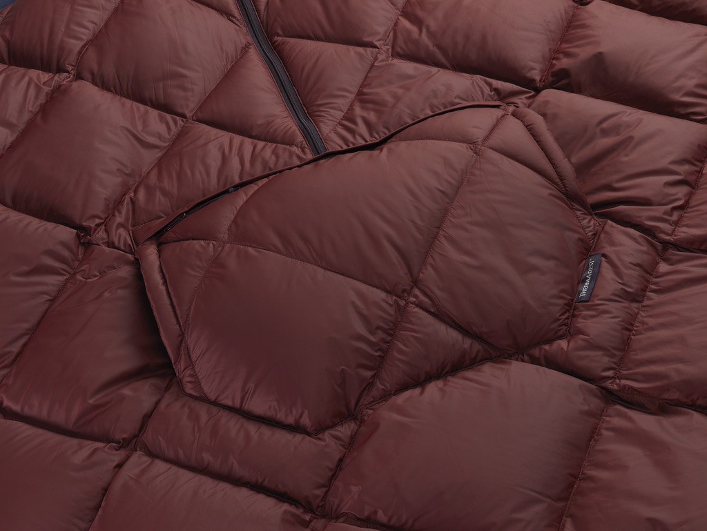 Thermarest Honcho Poncho Down Bordeaux