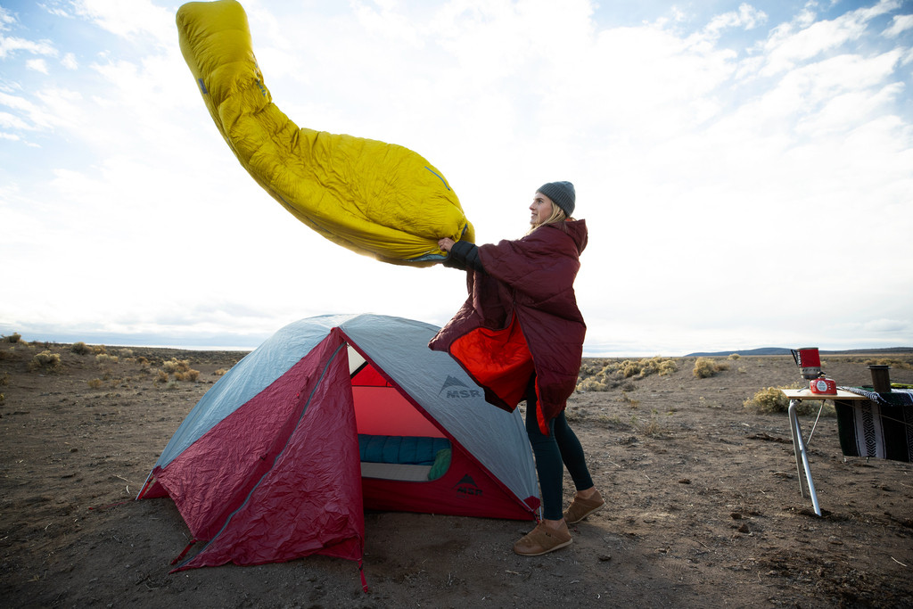 Thermarest Honcho Poncho Down