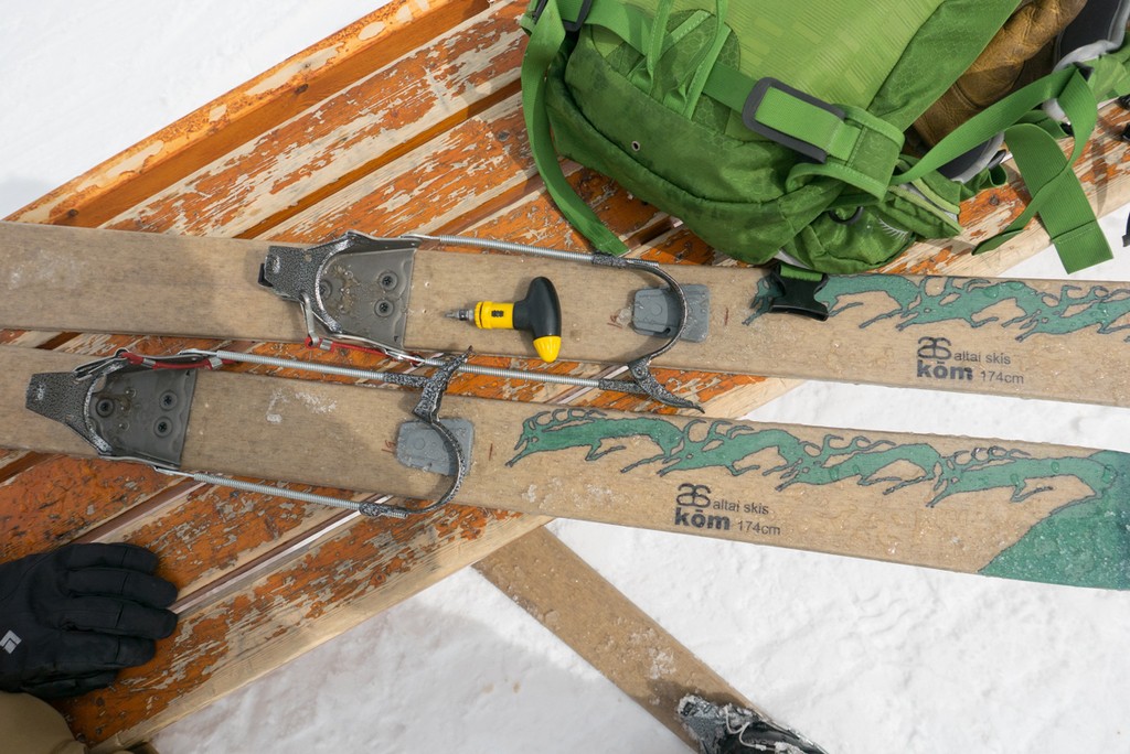 Skis Altai Kom