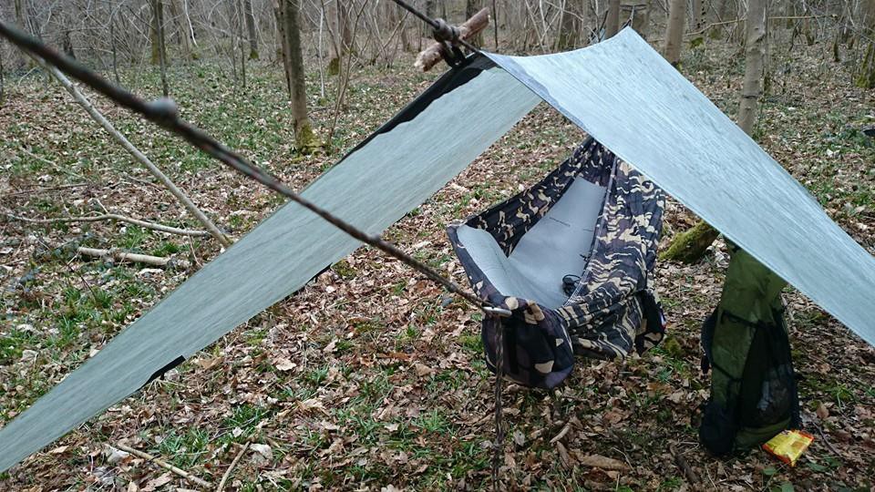 Bâche Imperméable Moon Tarp Pour Hamac - 3,5 M Diagonale, Nylon Ripstop, Installation Rapide, Protection Pluie/vent/soleil