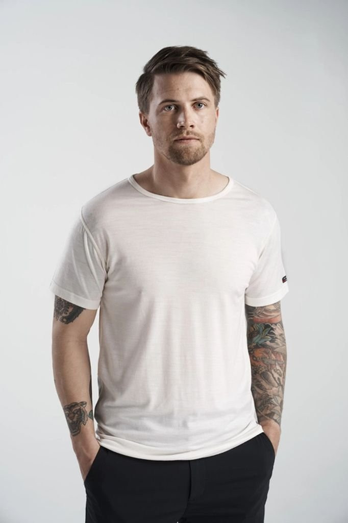 Tee-shirt manches courtes100 % laine mérinos Devold Breeze Merino 150 T-Shirt Man - Blanc/White
