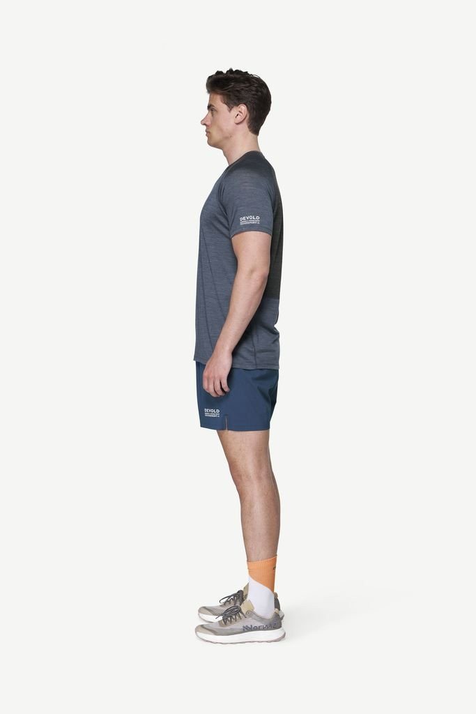 Tee-shirt léger manches courtes Devold Endurance Merino 130 T-Shirt Man - Night