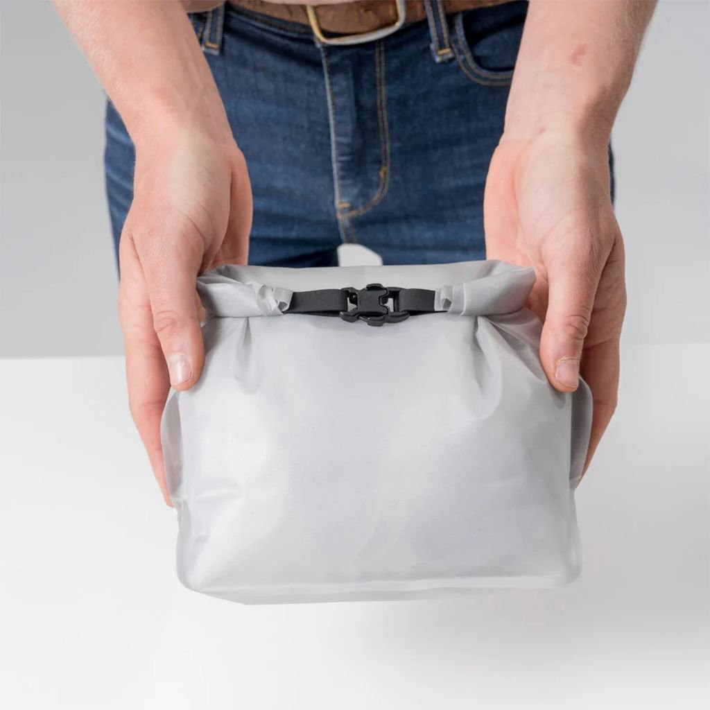 Trousse de toilette ultralégère et imperméable Matador FlatPak Waterproof Toiletry Case - Gris clair/White