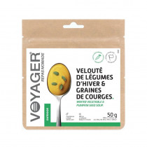 Soupe végétarienne chaude Velouté de légumes d’hiver & graines de courges - Voyager