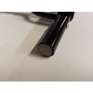 Skier shaft reinforced