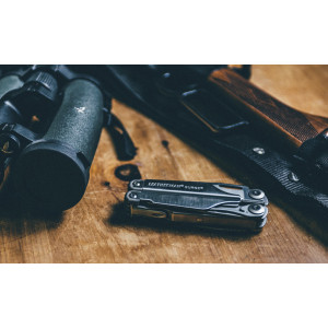 Leatherman Surge
