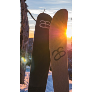 Skis Altai Kom