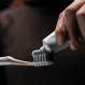 Lot de deux tubes de dentifrice vides rechargeables Matador Refillable Toothpaste Tubes - Blanc/Noir